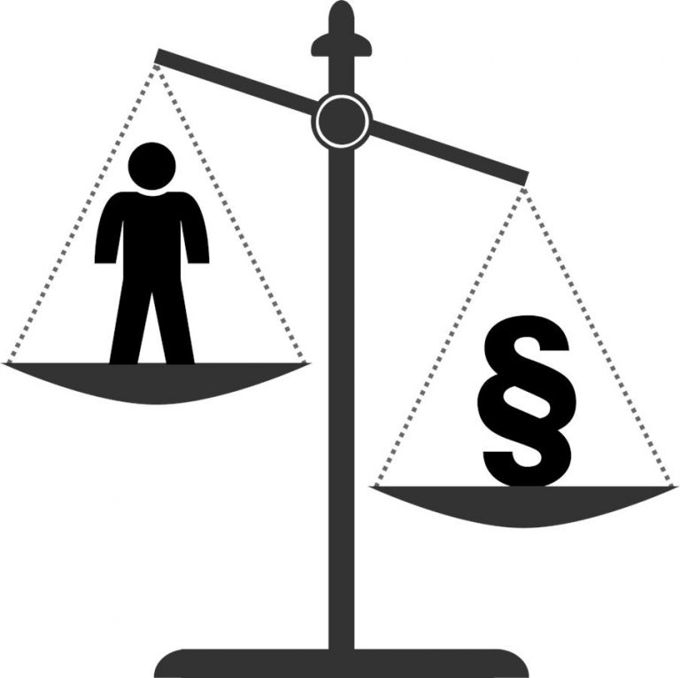 Adwokat w warszawie – w czym może ci pomóc kancelaria prawna?