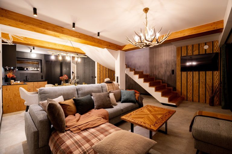 Domowe biuro w 2026 roku – jak zaprojektować przestrzeń sprzyjającą koncentracji?